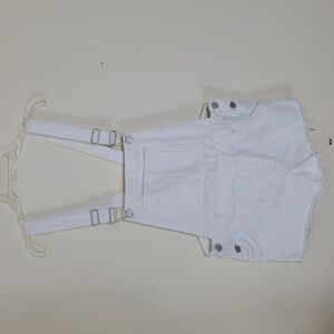 Blank NYC Distressed White Shorts Overall Size 26